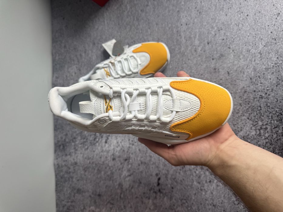 Reebok Solution Mid r. 36