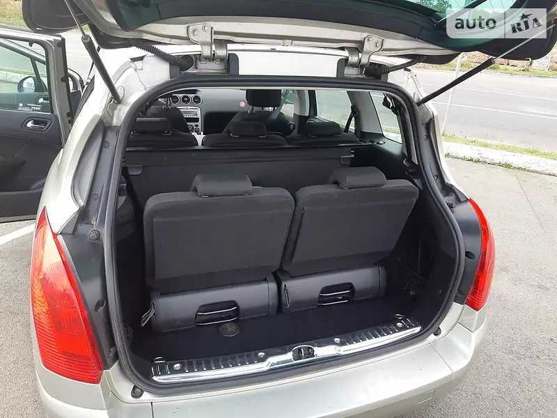 Peugeot 308 SW T7 2009 рік