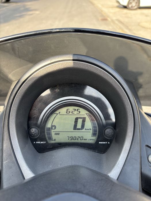 Yamaha N-max 125
