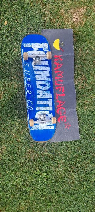 Deskorolka trasher + griptape