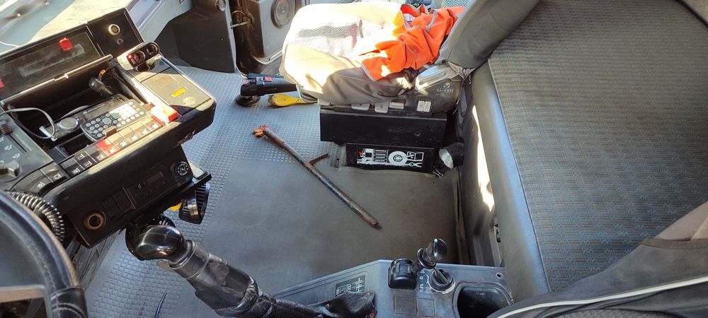 Продам сцепку магнум і контейнер