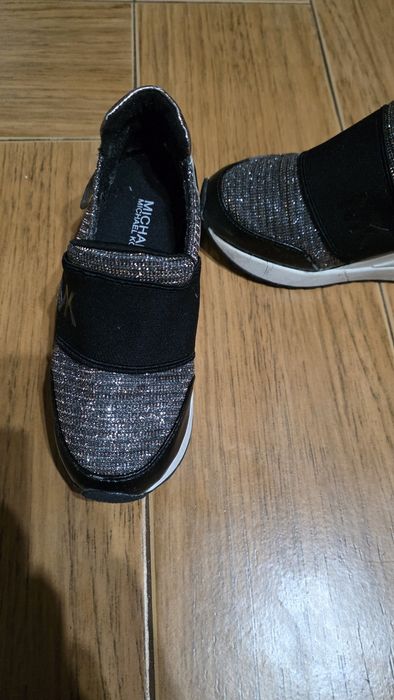 Tenis michael kors tam 28