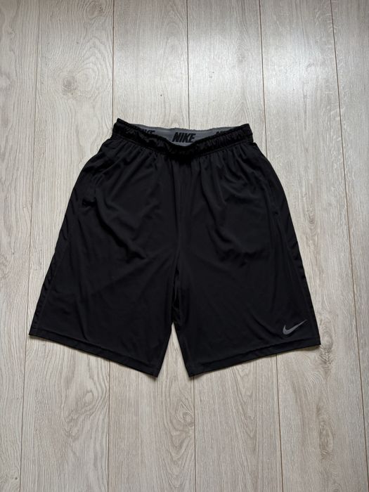 Мужские Спортивные Шорты Nike Dri-Fit М размер
