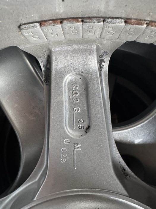 Dunlop SP Sport 235/50R18 5,5-6мм диски Rondell  R18 0029
