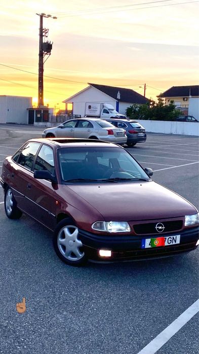 Opel Astra F 1.4 Gasolina