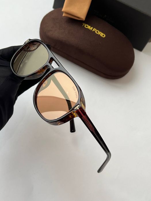 Топові окуляри TOM FORD