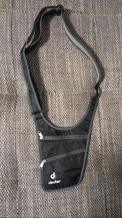 Спортивний гаманець, сумка через плече Deuter Security Holster RFID.