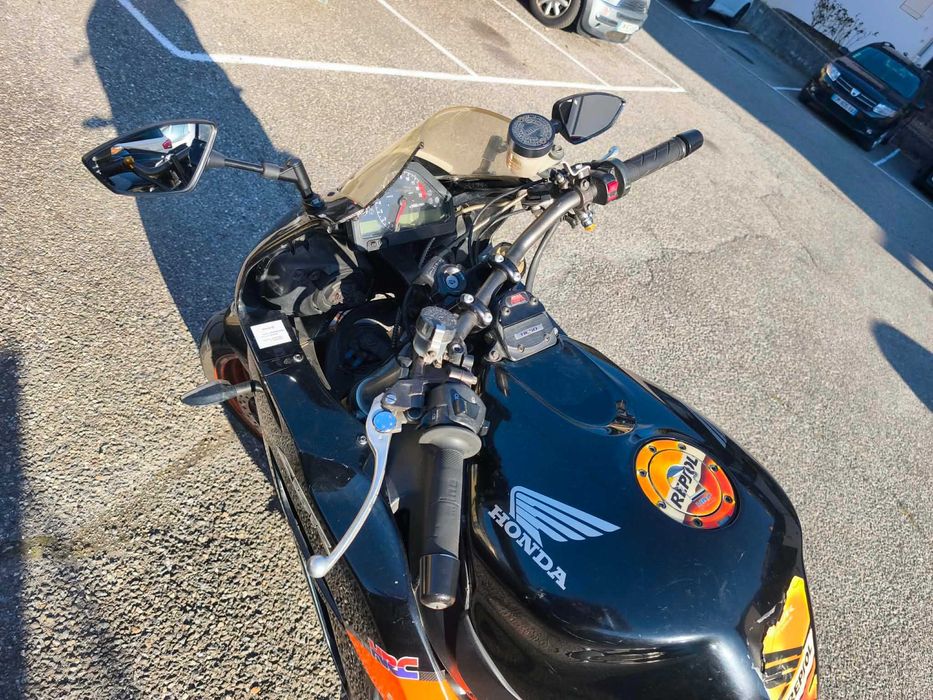 Honda  CBR 1000 RR 2004