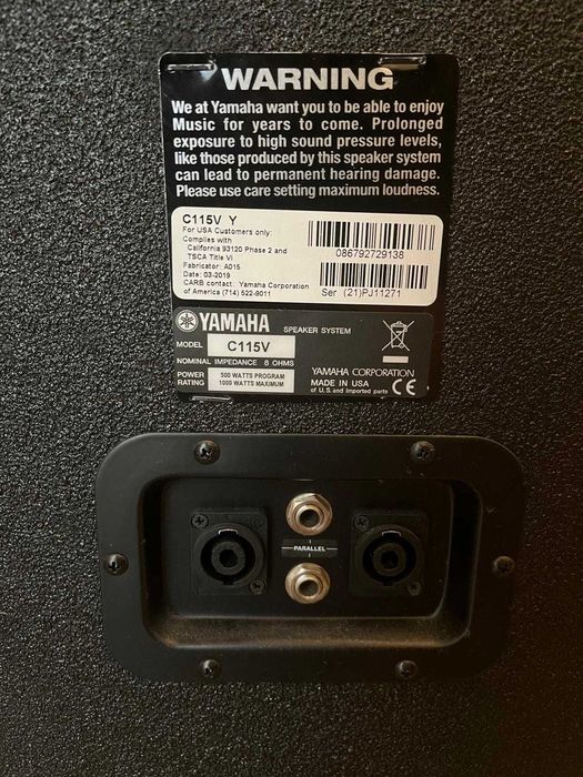 Duas Colunas Yamaha C115V 500W