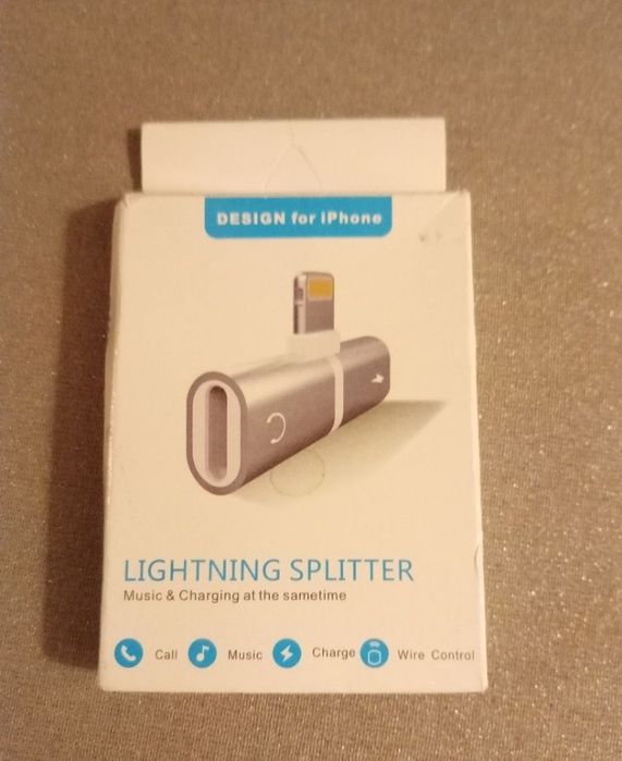 Adaptador carga e som para iPhone Novo