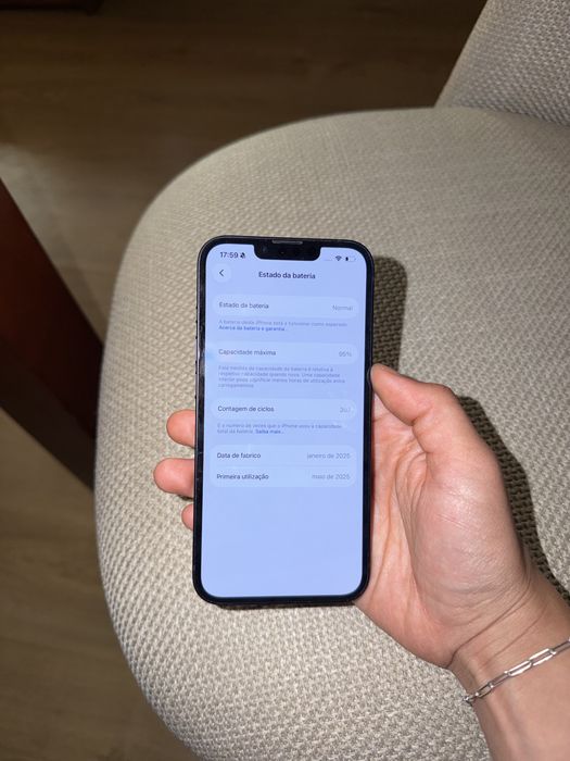 iPhone 16e 128GB Preto — Como Novo