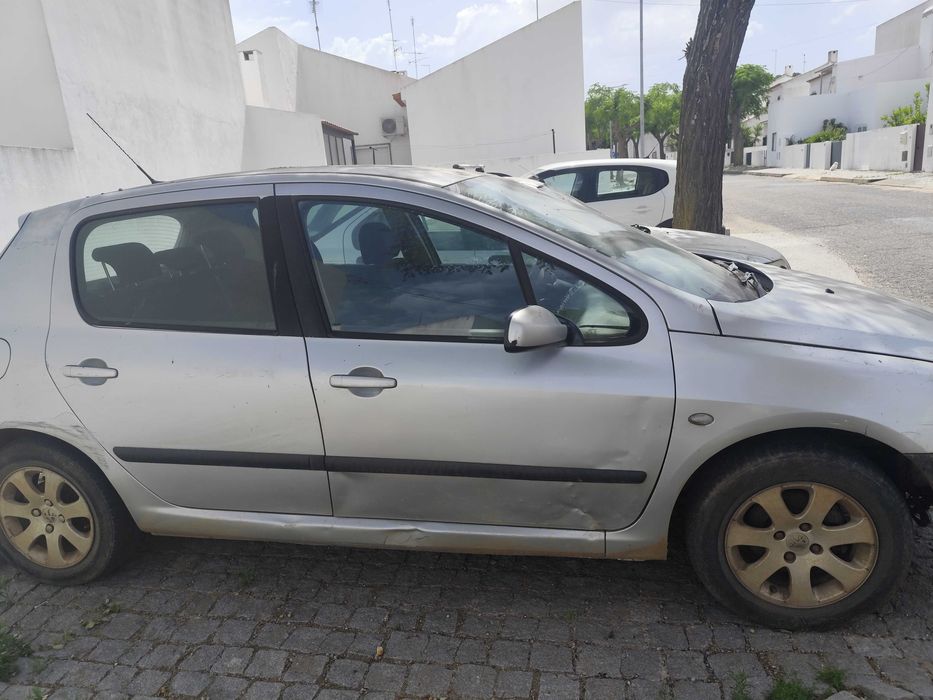 Peugeot, a andar mas com alguns afazeres, sem inspeção