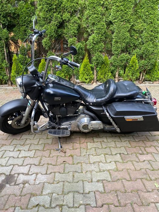 Harley-Davidson FLH Electra Glide