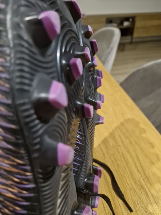 Buty do piłki noznej