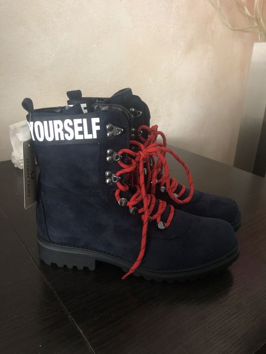 Trapery buty 39 nowe