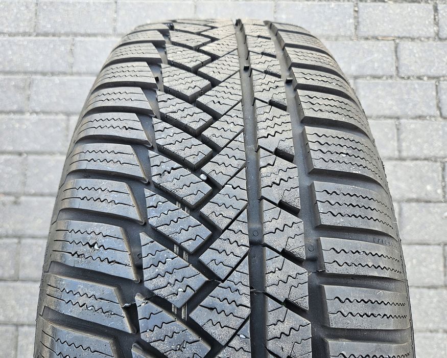 2x 205/60R16 92H Continental WinterContact TS850P / 2x 8mm [122]