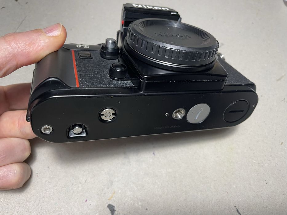 Nikon f3 HP  near MINT+ CLA + acessórios