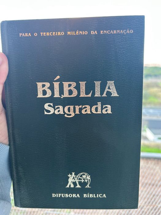 Livros religiosos /historia 5 uni