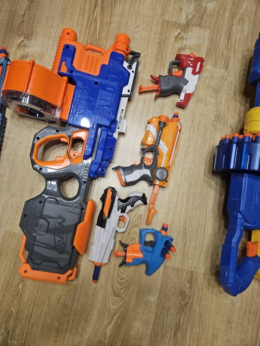 Zestaw pistoletów nerf