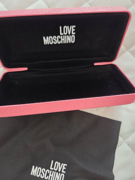 Etui Love Moschino