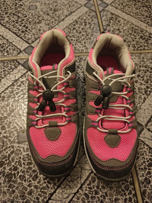 Buty trekkingowe 33 nowe