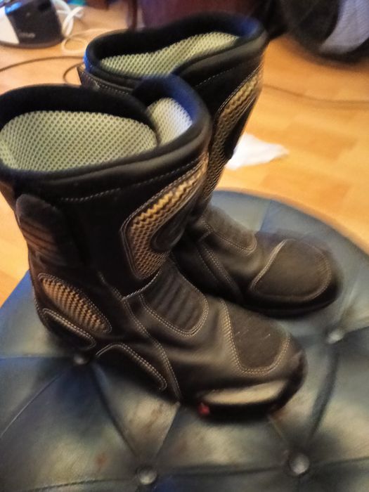 Продам мотоботы SIDI