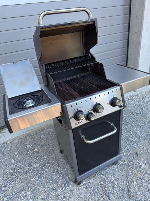 Grill gazowy Broil King Baron