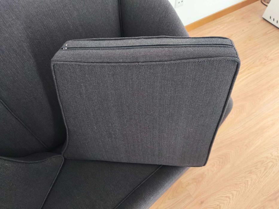 SOFÁ 2 Lugares confortável e elegante