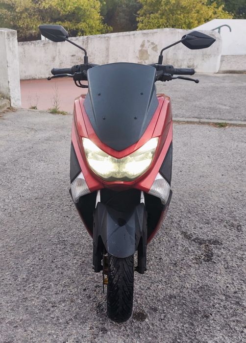 Yamanha N-max 125