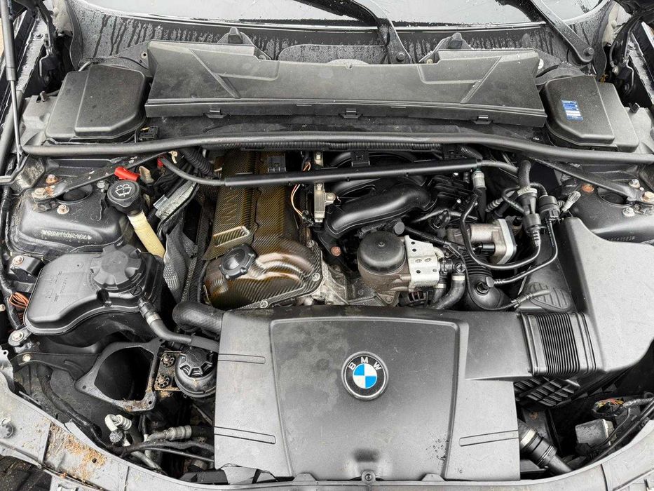 Na części zacisk półoś felga koło wtryski Bmw e90 320si Kod 416/9