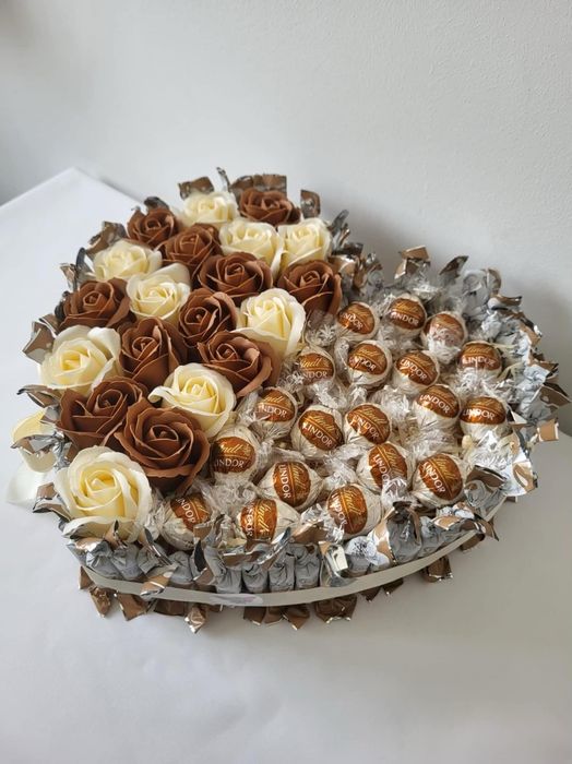 Bukiety na Dzień Kobiet, prezent,  dzień matki