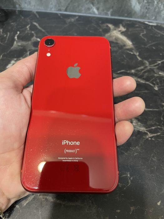 Продам айфон хр 128 red