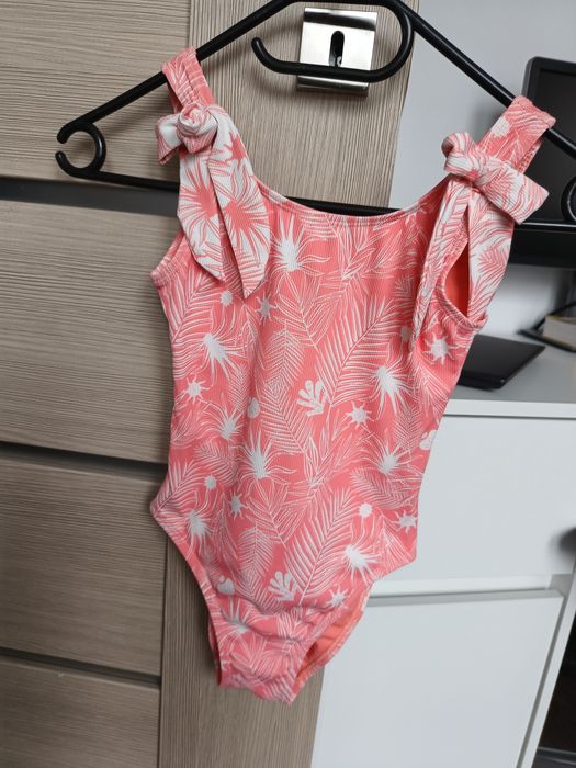 Strój kąpielowy dla dziewczynki 122