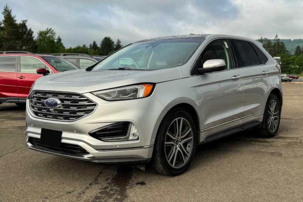 Ford Edge Titanium      2019