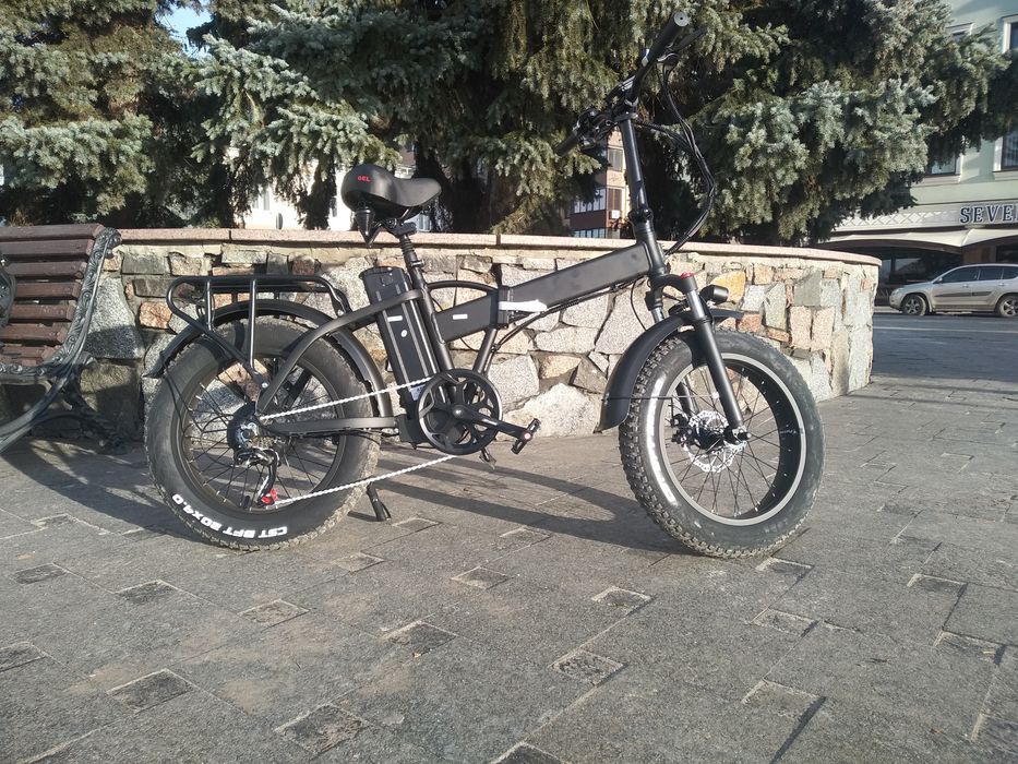 Електричний фетбайк електровелосипед