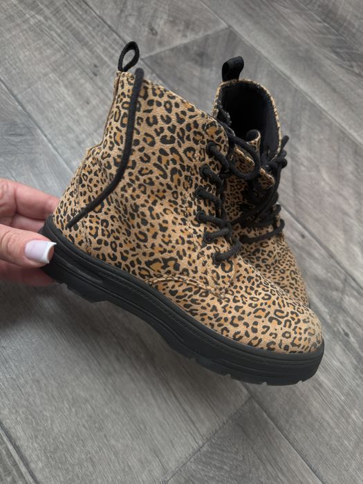 Сапожечки на дівчинку