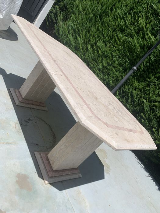 Mesa em Marmore em excelente estado!