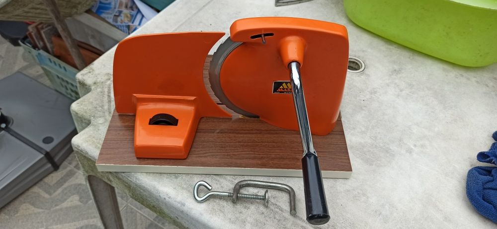 Fiambreira portátil manual MASA 170
