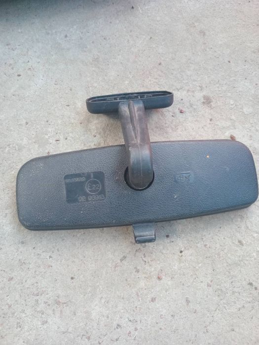 Зеркало заднього виду