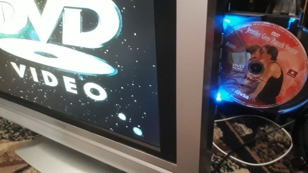 Telewizor z DVD / Divix