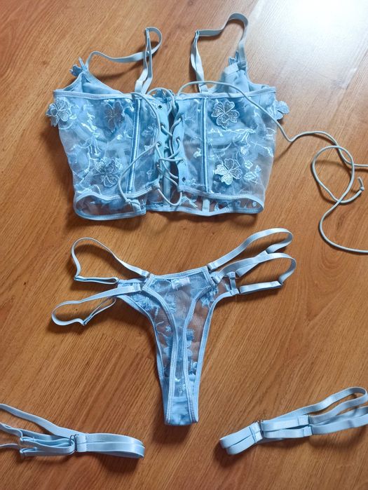 Komplet bielizny koronkowej niebieski