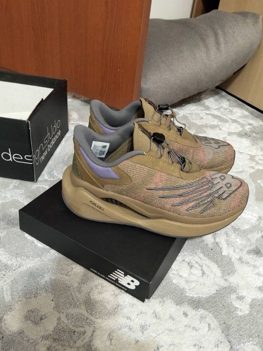 Кросівки New Balance FuelCell C_1 43