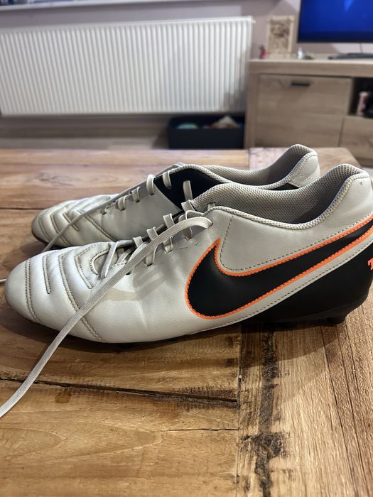 Korki Nike Tiempo