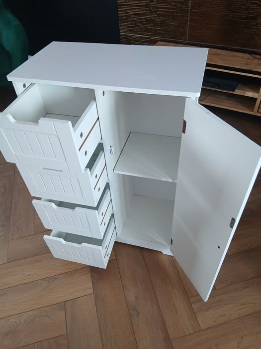 Szafka komoda biała z szufladami