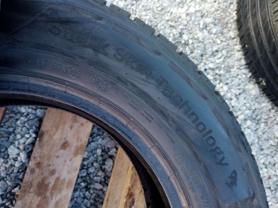 185 70 r14 Uniroyal 2023p