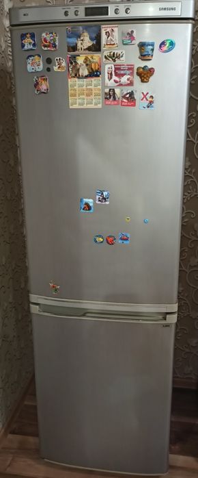 Продам холодильник Samsung