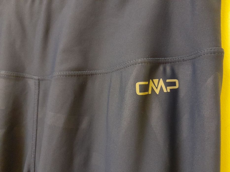 Спортивные леггинсы CMP темно-синие, L
женские цвет чёрный с узором