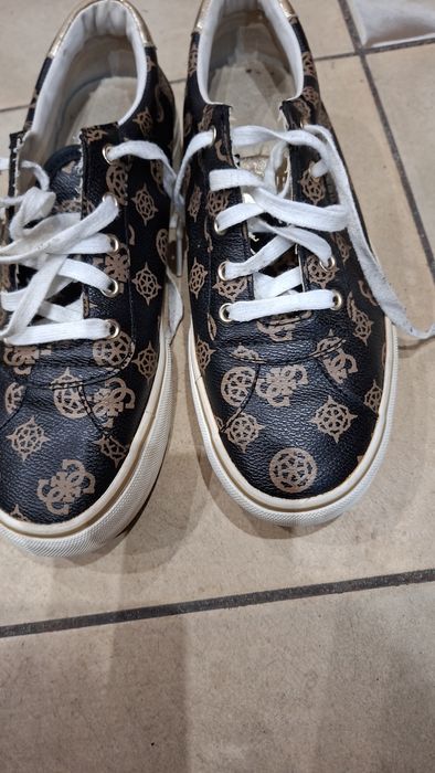 snakersy guess skora prawdziwa 39 wkl 24,5