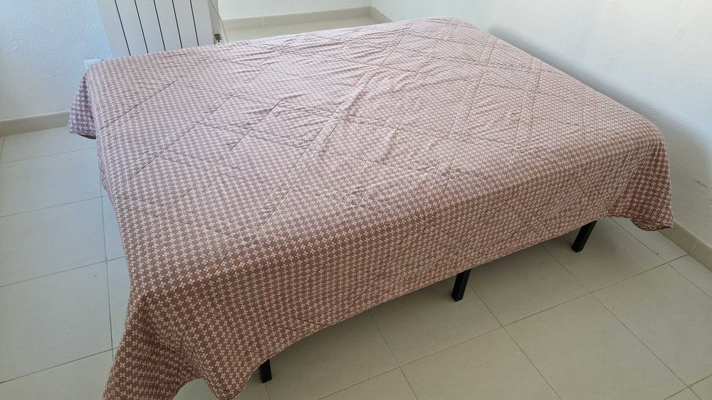 Edredon / colcha 2 faces 195 cm largura x 245 cm comprimento