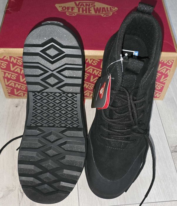 Sneakersy VANS Colfax Boot r.42,5